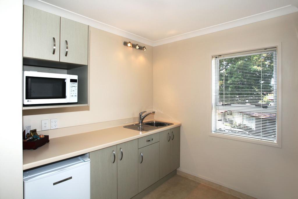 Touchwood Motor Lodge Pukekohe Zimmer foto